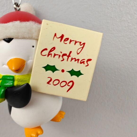 Hallmark 2009 Sign of the Times Penguin Ornament Christmas Holiday Cute 2.5” - Picture 4 of 9